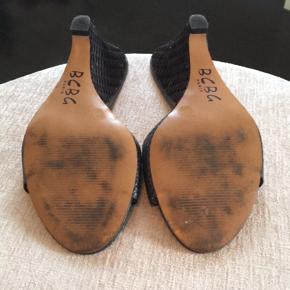 Women’s shoes - Picture 3 of 3
